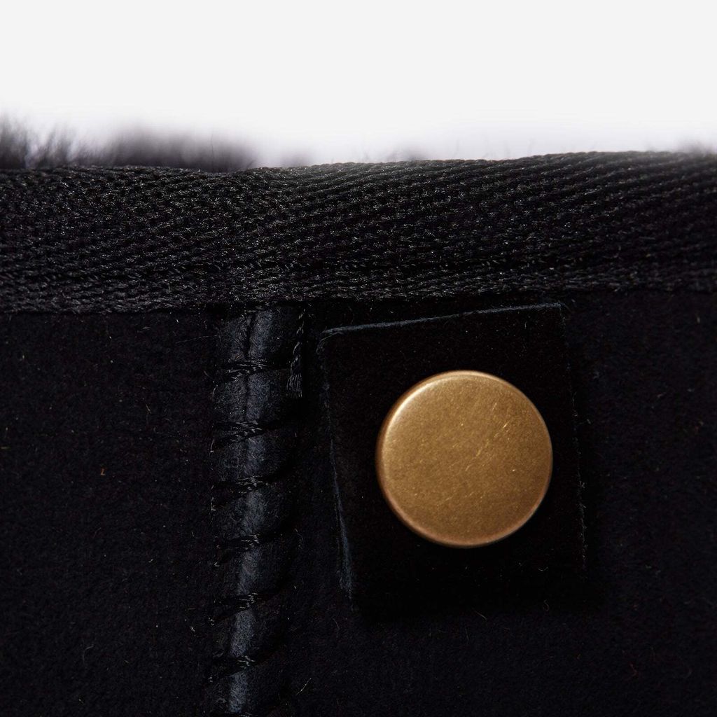 dec4bcb0-bee7-413d-b9a9-5bbab87282bc