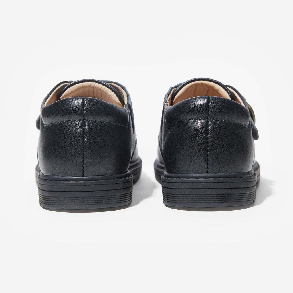 3417dff9-cc83-4b7c-8daf-032aa45c23c2