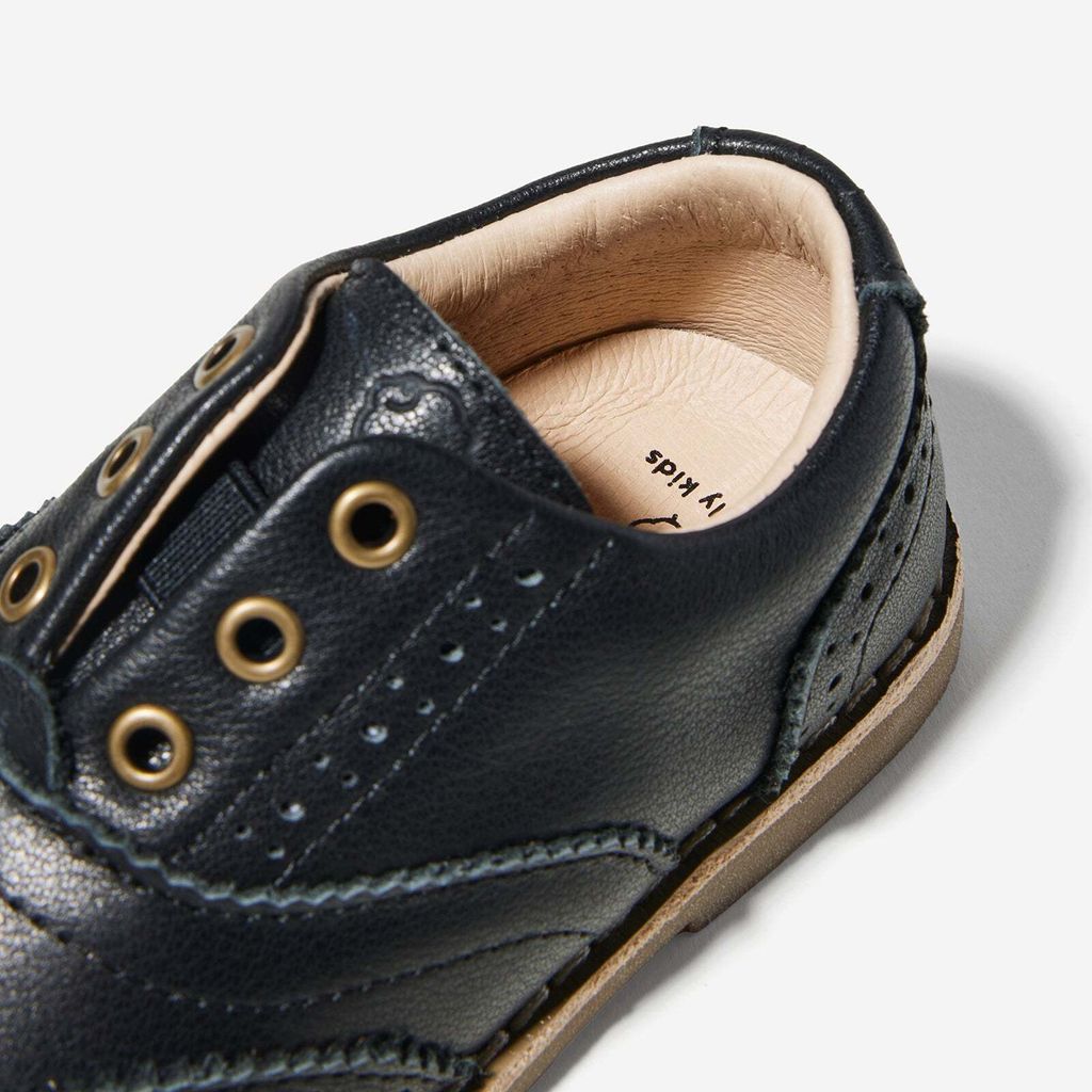 926e6b7b-1c0e-470f-a55b-b6b7c70efeae