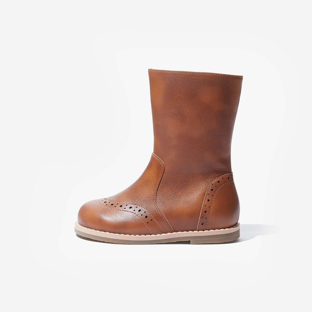 a7ba6404-95bb-4c00-a235-3eb193d02e1c