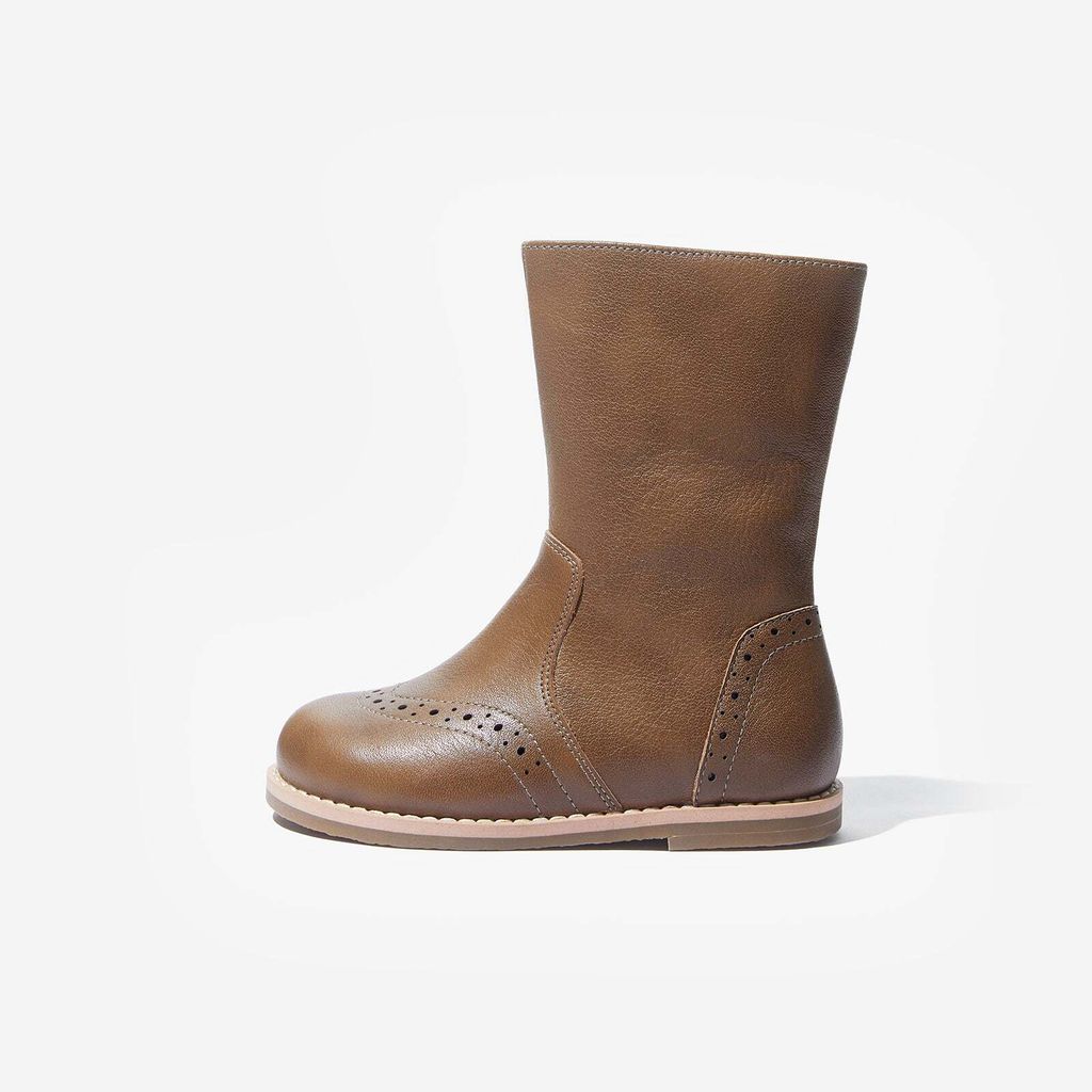 c43d8764-c2d0-4c43-9062-99af6514d99e