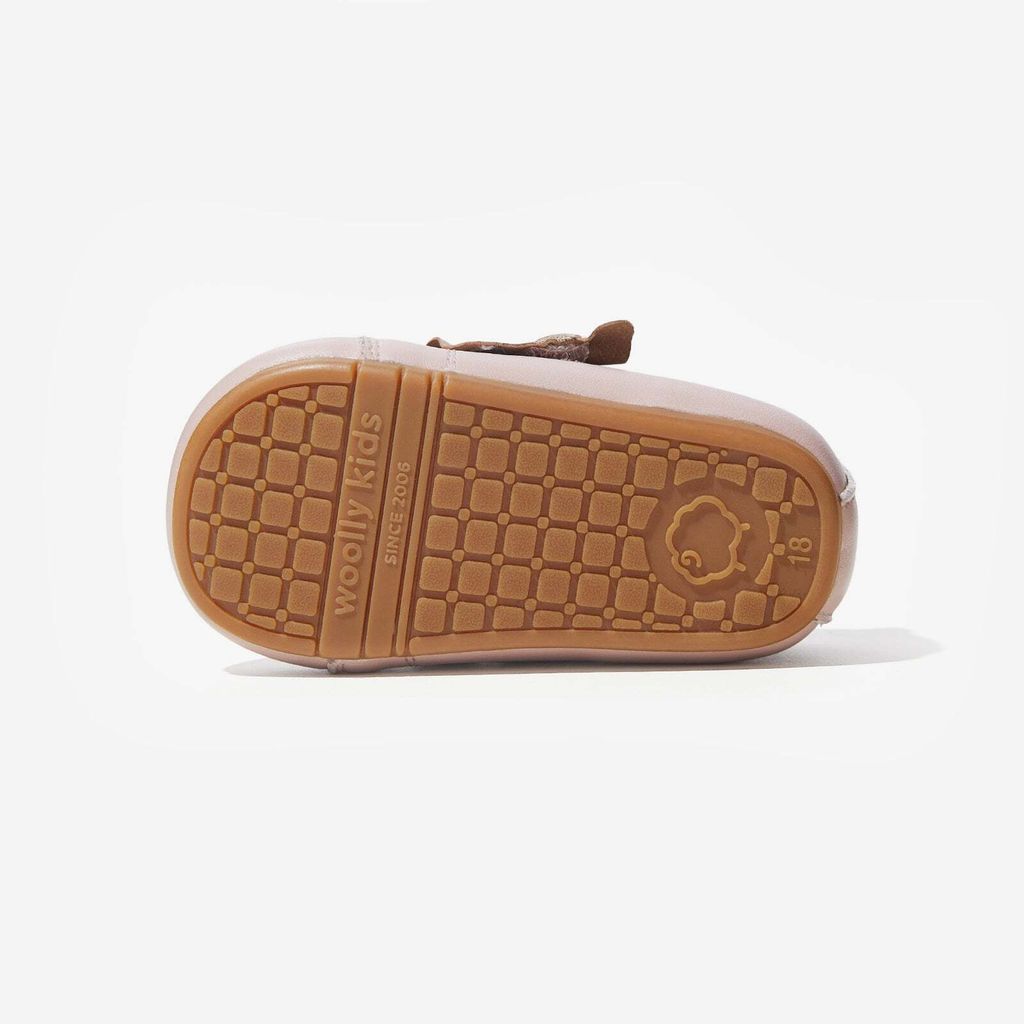 8d5edc11-f11f-4e39-a508-551499794141