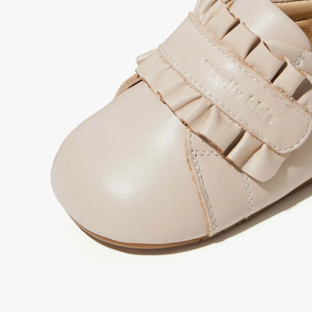 63e93294-d2f3-48a2-b585-1c2f5465e731