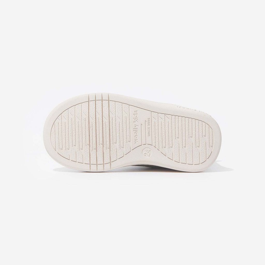 fe2b5430-48d0-4a3e-9184-5939df0d1ce5