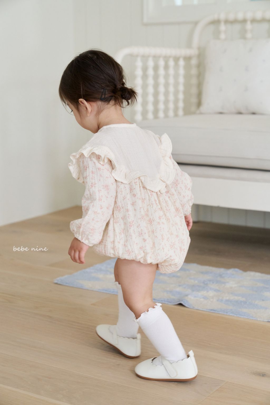 2_세레나플라워슈트_모델사진7