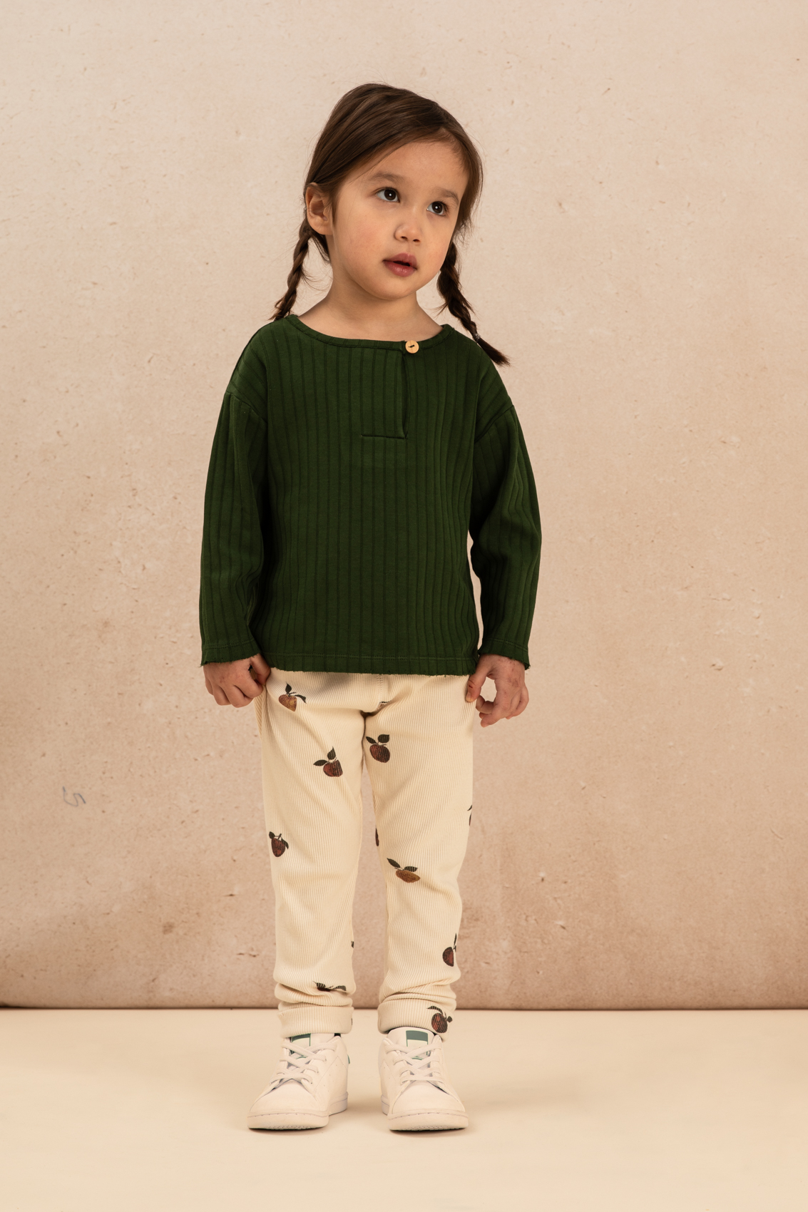 TSHIRT ORSO VERT FORET + LEGGINGS ROM POM ECRU POMMES-1