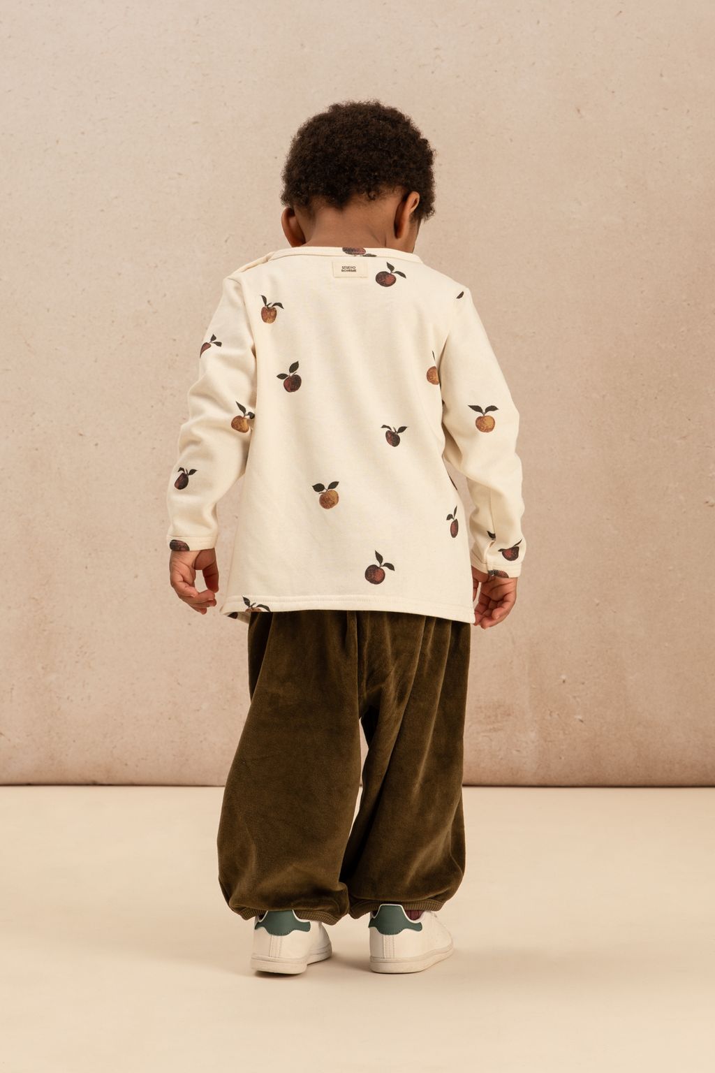 SWEATSHIRT NOE ECRU POMMES + PANTALON PORGY VELVET KAKI-2