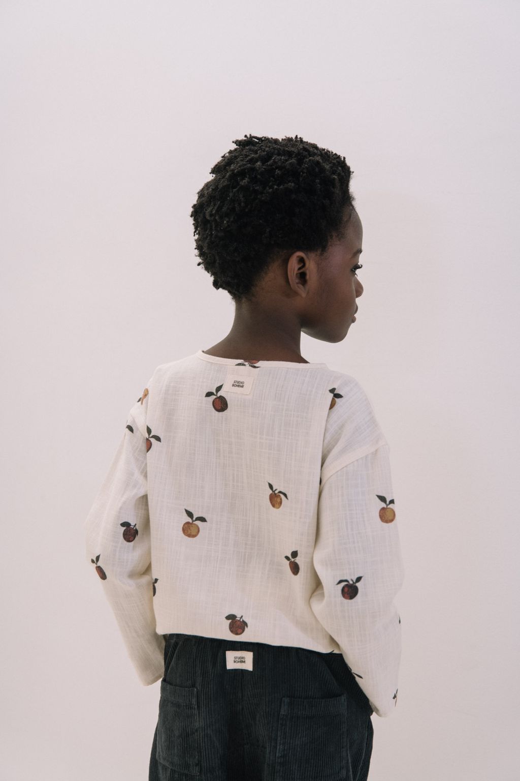 KURTA ROMEO - ECRU APPLES + PANTALON CAROTT CORDEROY - CARBONE- 6