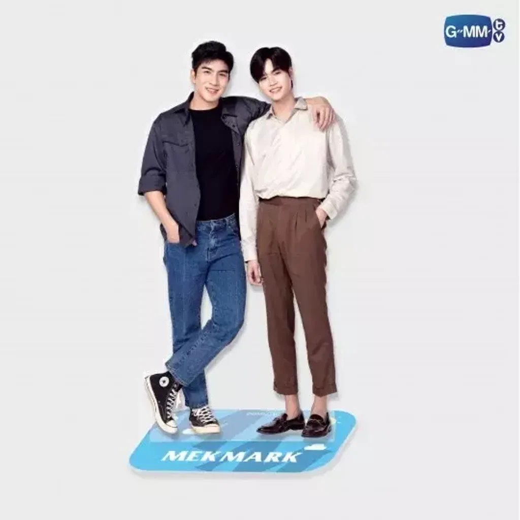 shop-standee-mekmark-01-540x540