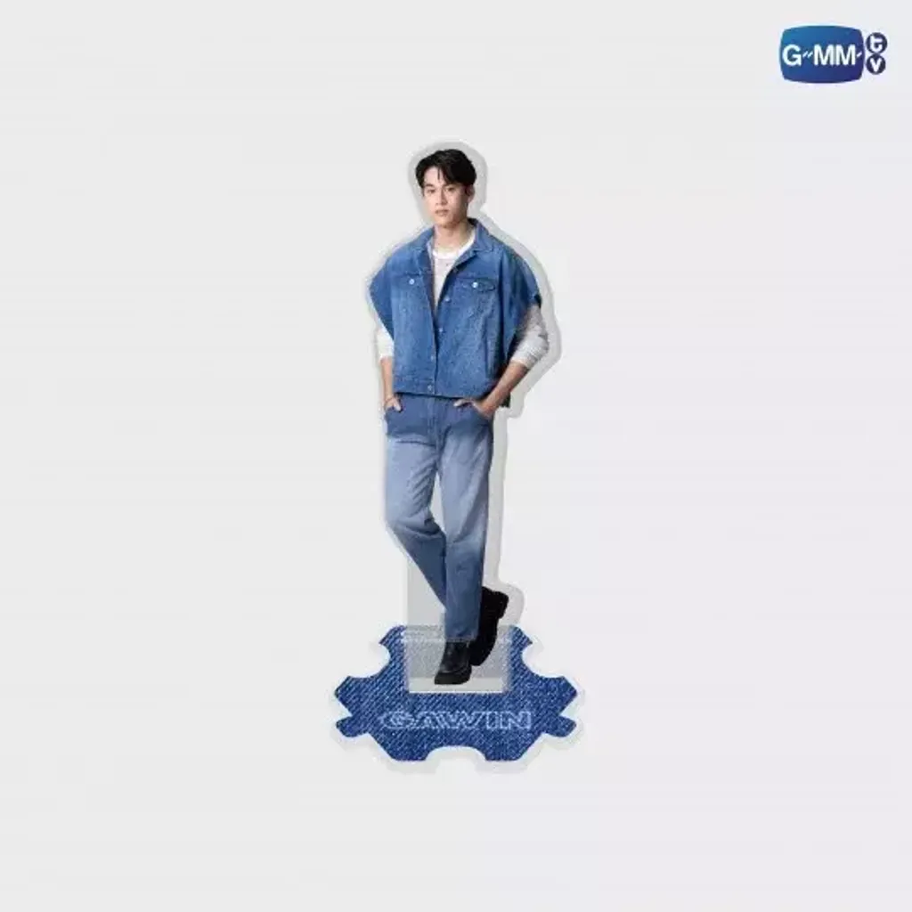 shop-STANDEE-StunningJeans-01-540x540