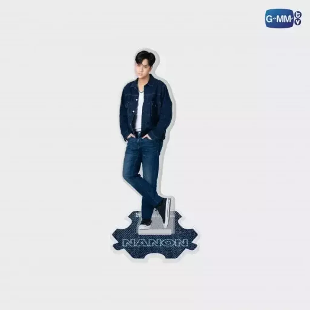 shop-STANDEE-StunningJeans-40-540x540