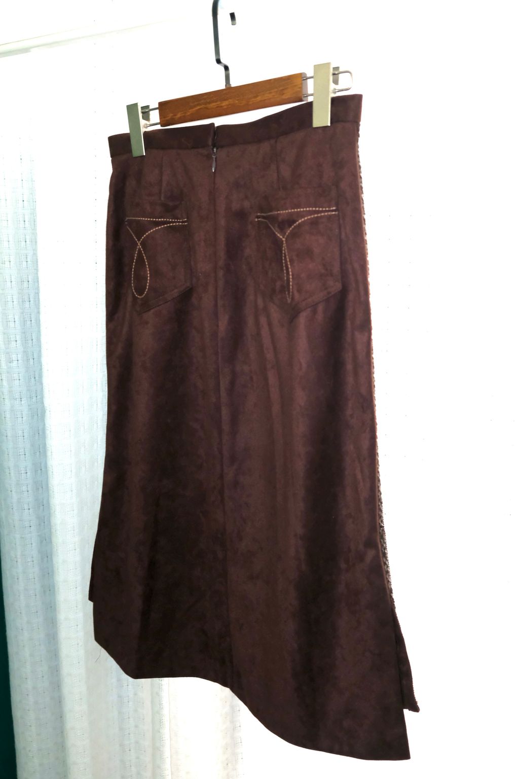 979F9EE0-D143-4DAA-A50F-0C1642E8F799_1_201_a