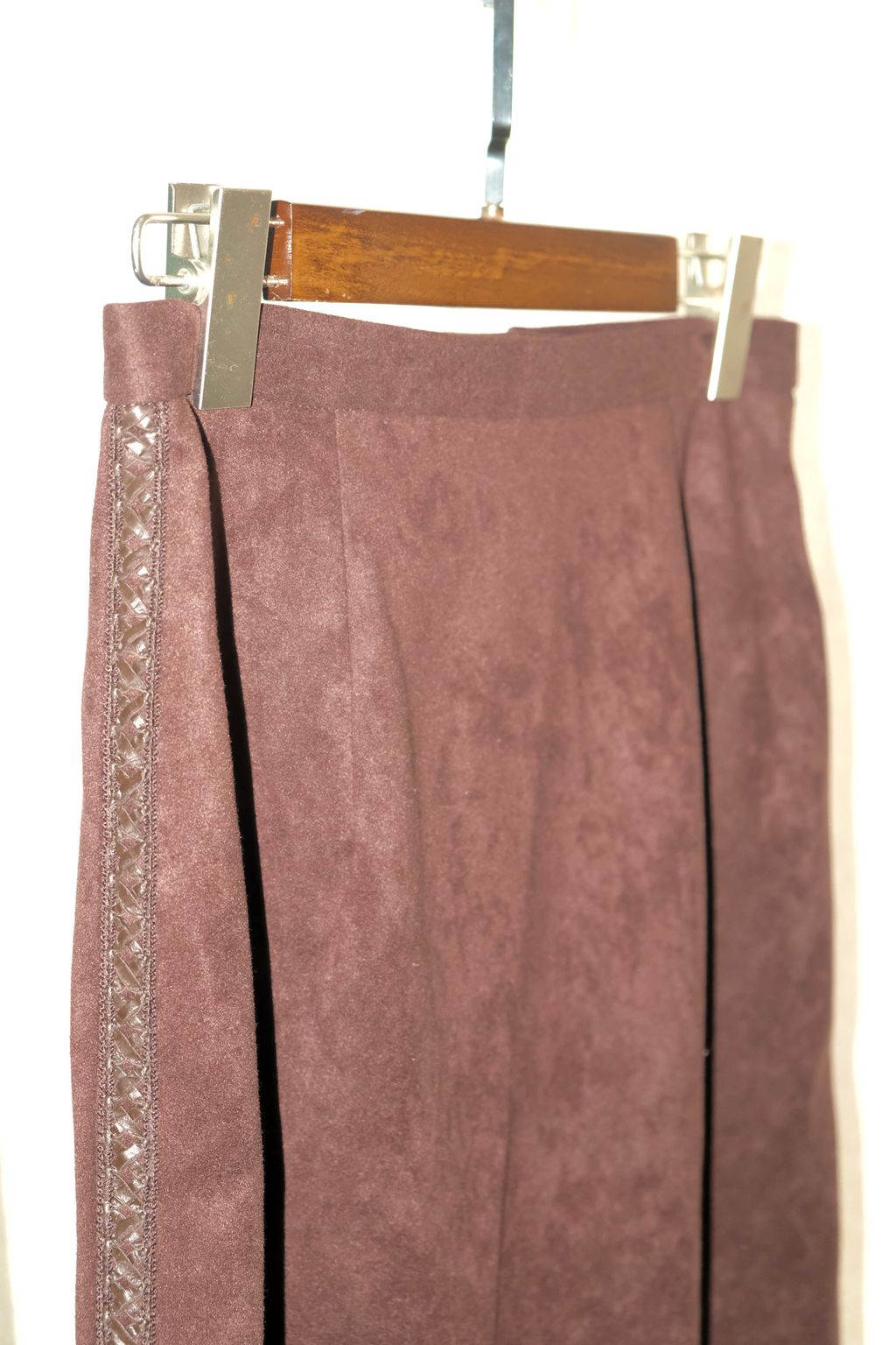 DAFE7FC8-FE90-479E-8F3B-7B88DB6C3660_1_201_a