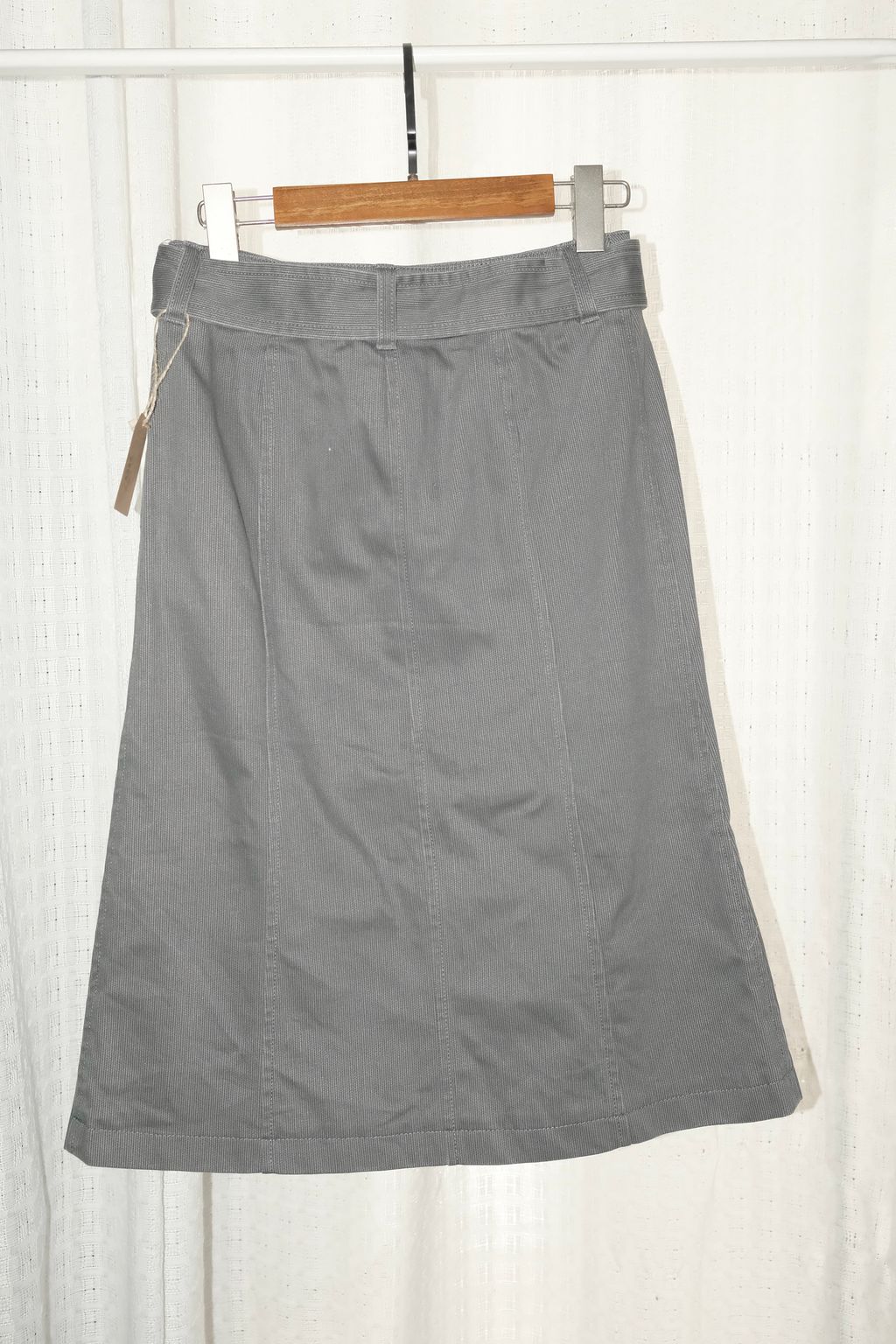 640749FD-082E-4232-A1E5-94874DAC82A9_1_201_a