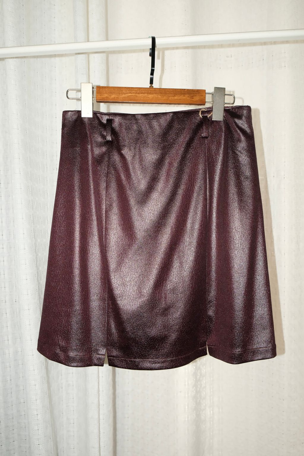 AB848930-73F4-4251-98A6-10360DBDA910_1_201_a