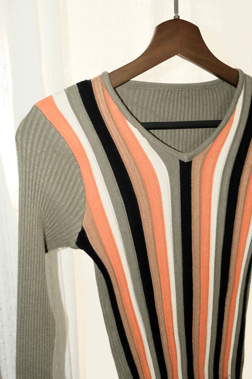 AFEF73D3-31A7-4E81-B356-9EC7562DF216_1_201_a