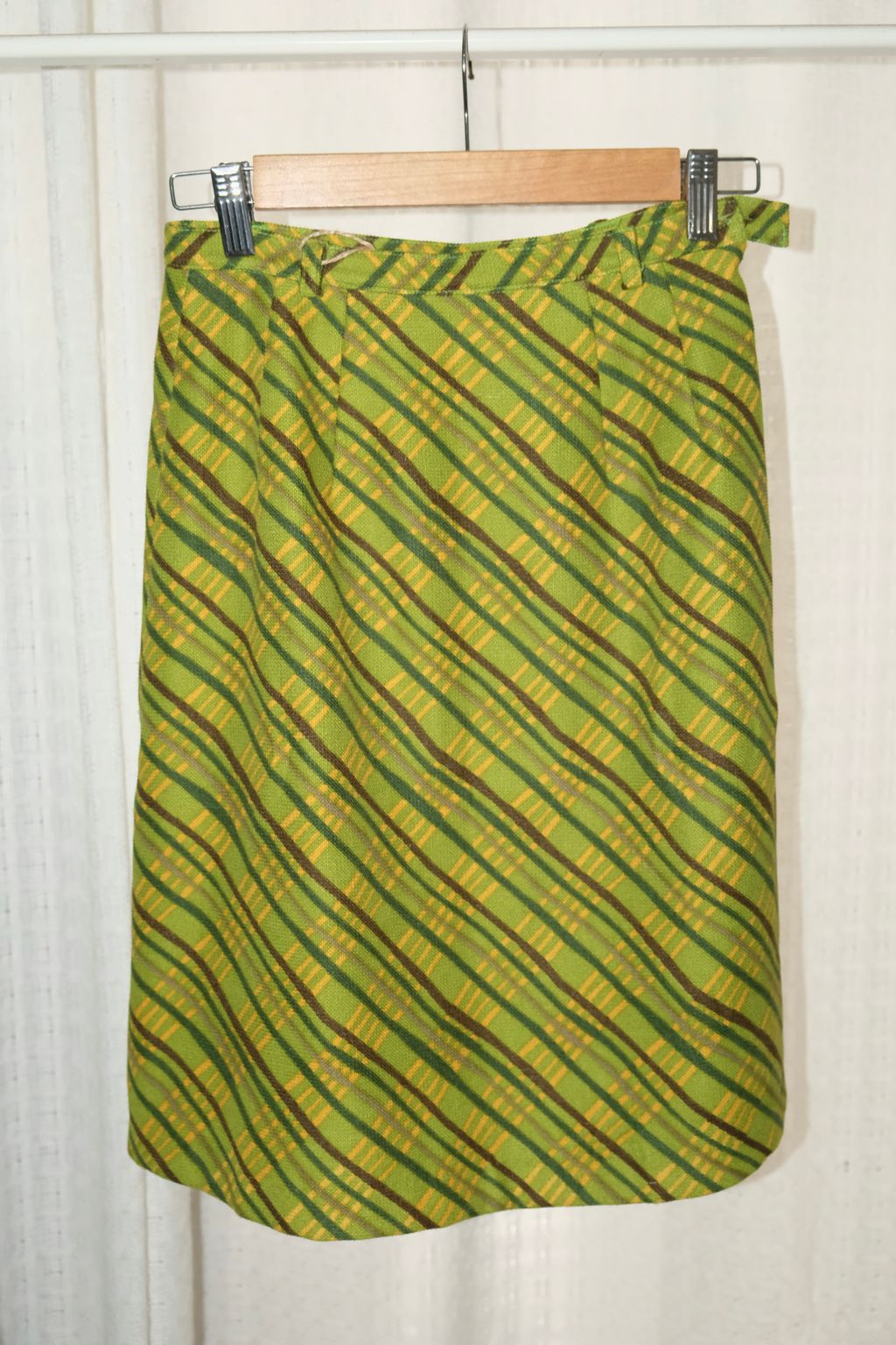 34A30E58-4F57-4880-A49E-2E4428CB3E92_1_201_a