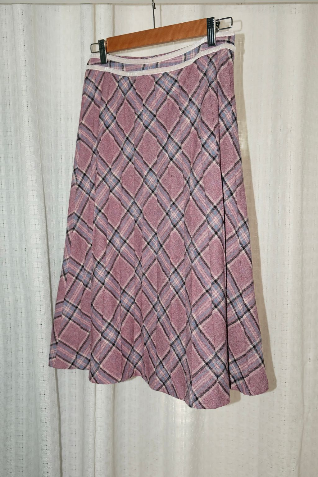 52B0FCCE-0306-4707-89D6-0F150311EC79_1_201_a