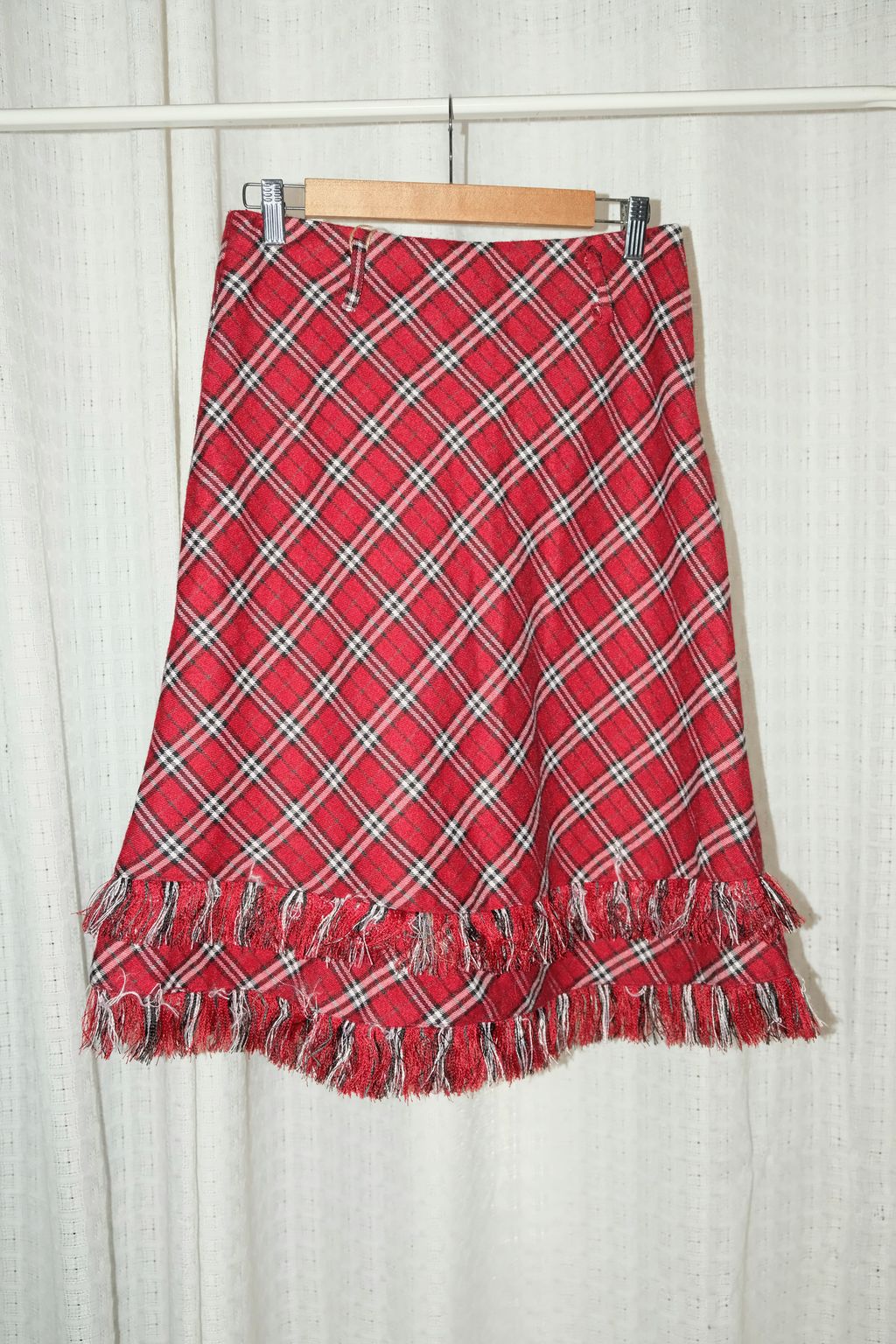 F2FC1CC1-BD66-4DB6-A731-47A323273CF3_1_201_a