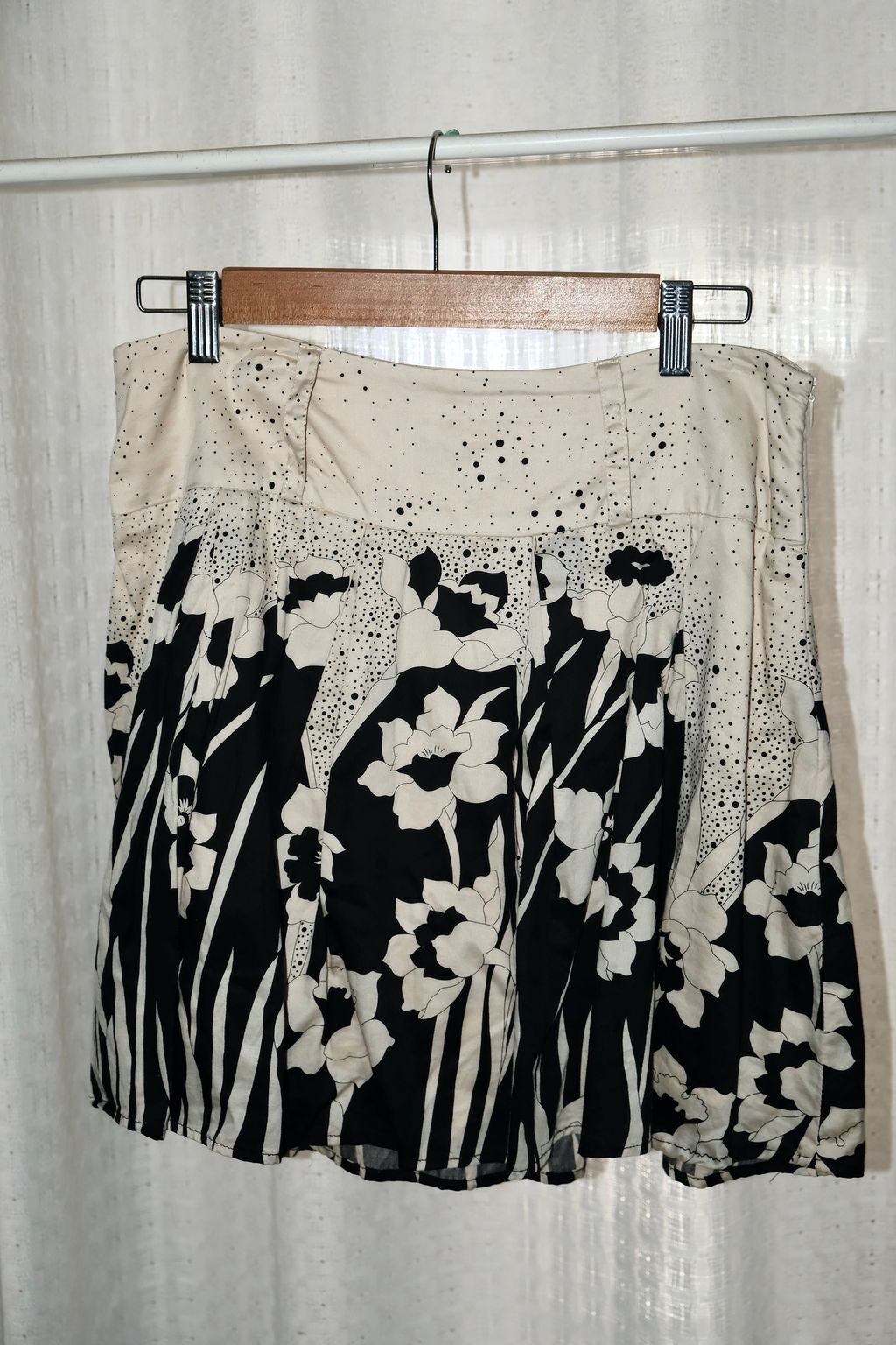 278591BB-0EC6-4A18-92B4-9120BA69CEE6_1_201_a