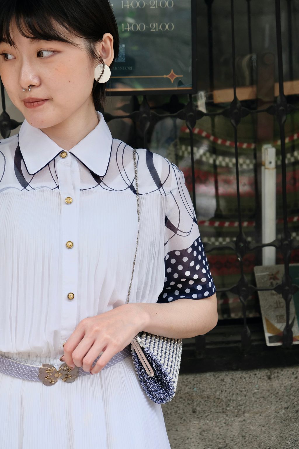 BAE242F0-D494-476D-8DAC-C5202089417D_1_201_a