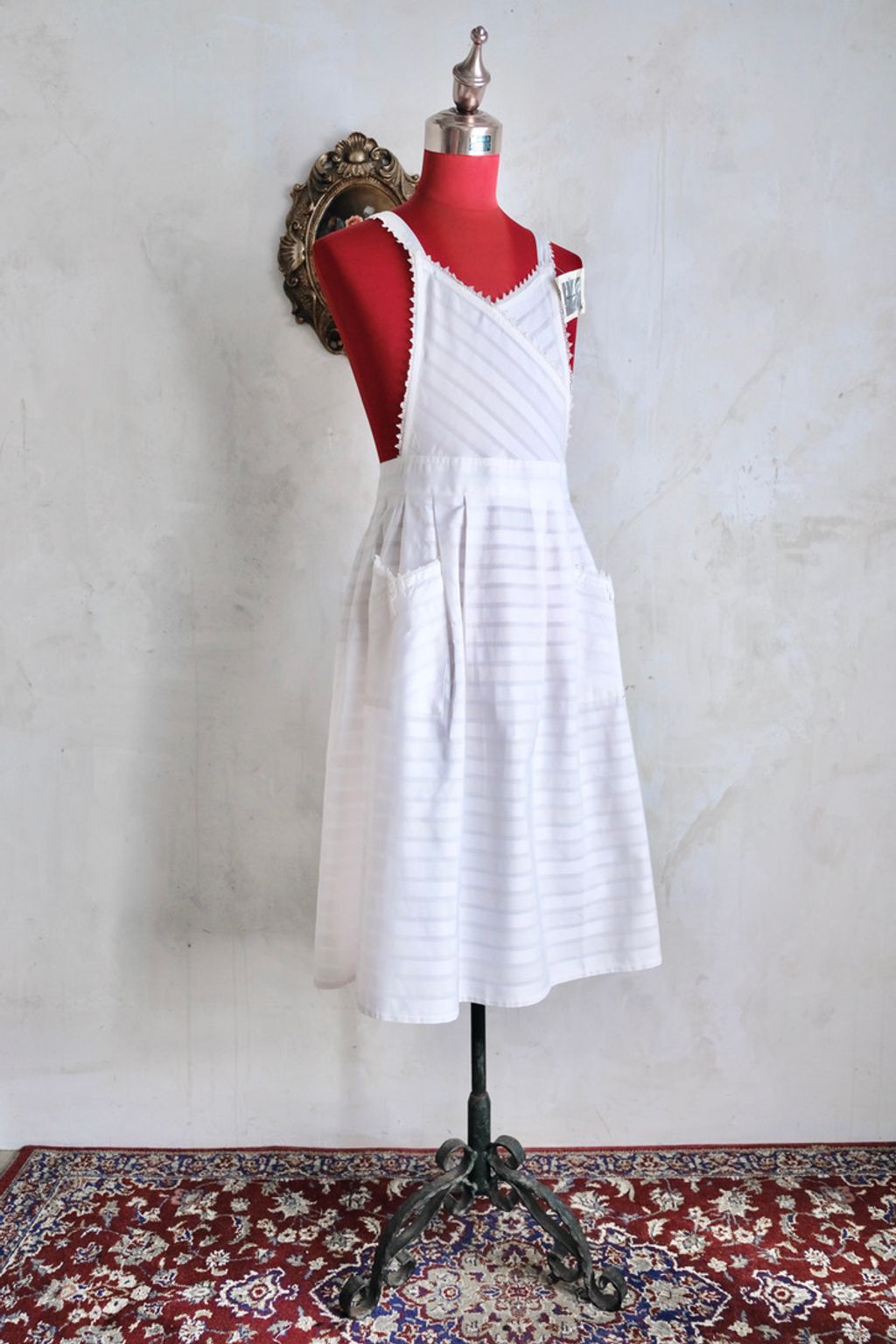 FFC053D7-E572-4545-A0EB-A2BEC4540377_1_105_c