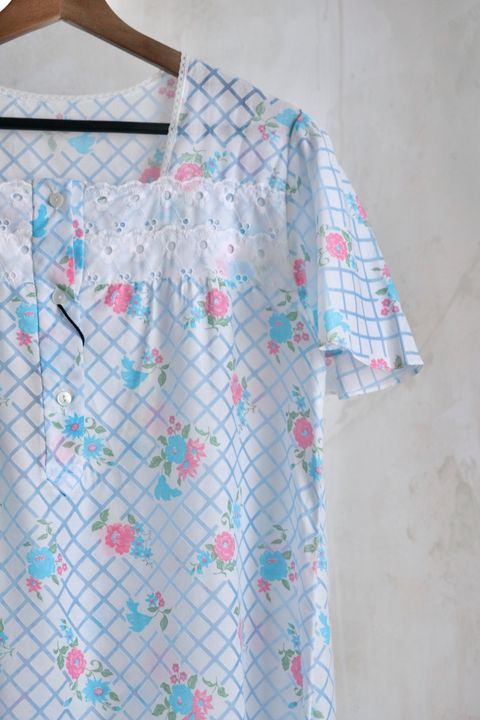 6E9AEDE4-4C7E-4AD6-B288-8411E74EACFB_1_201_a