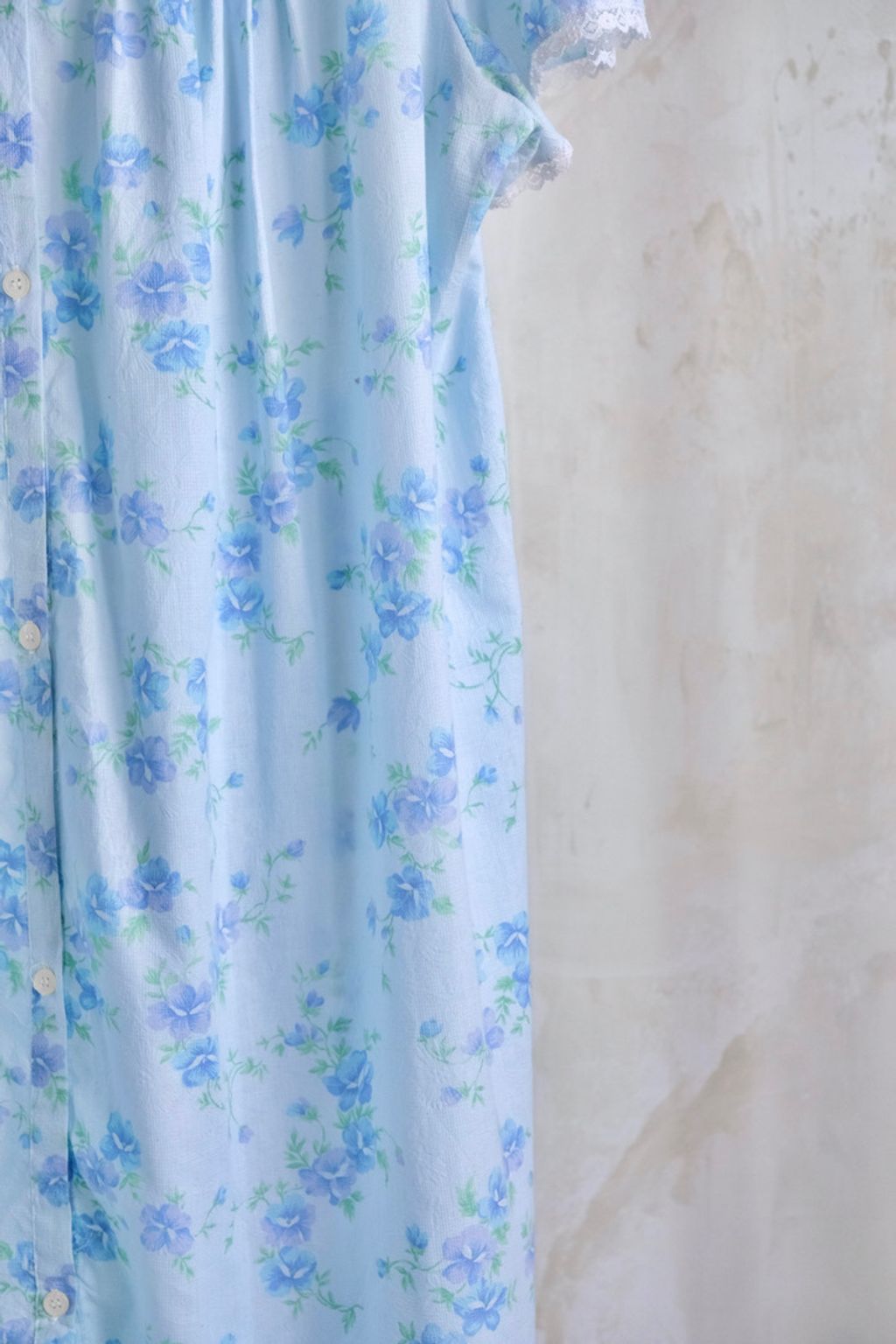 44F84D9B-3359-4C2A-97AE-7AC31DEE41D5_1_105_c