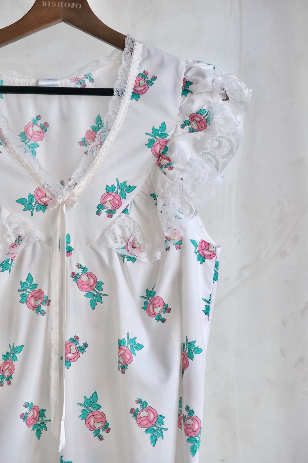 AF281963-2CF2-4AA8-A100-373685688A43_1_201_a