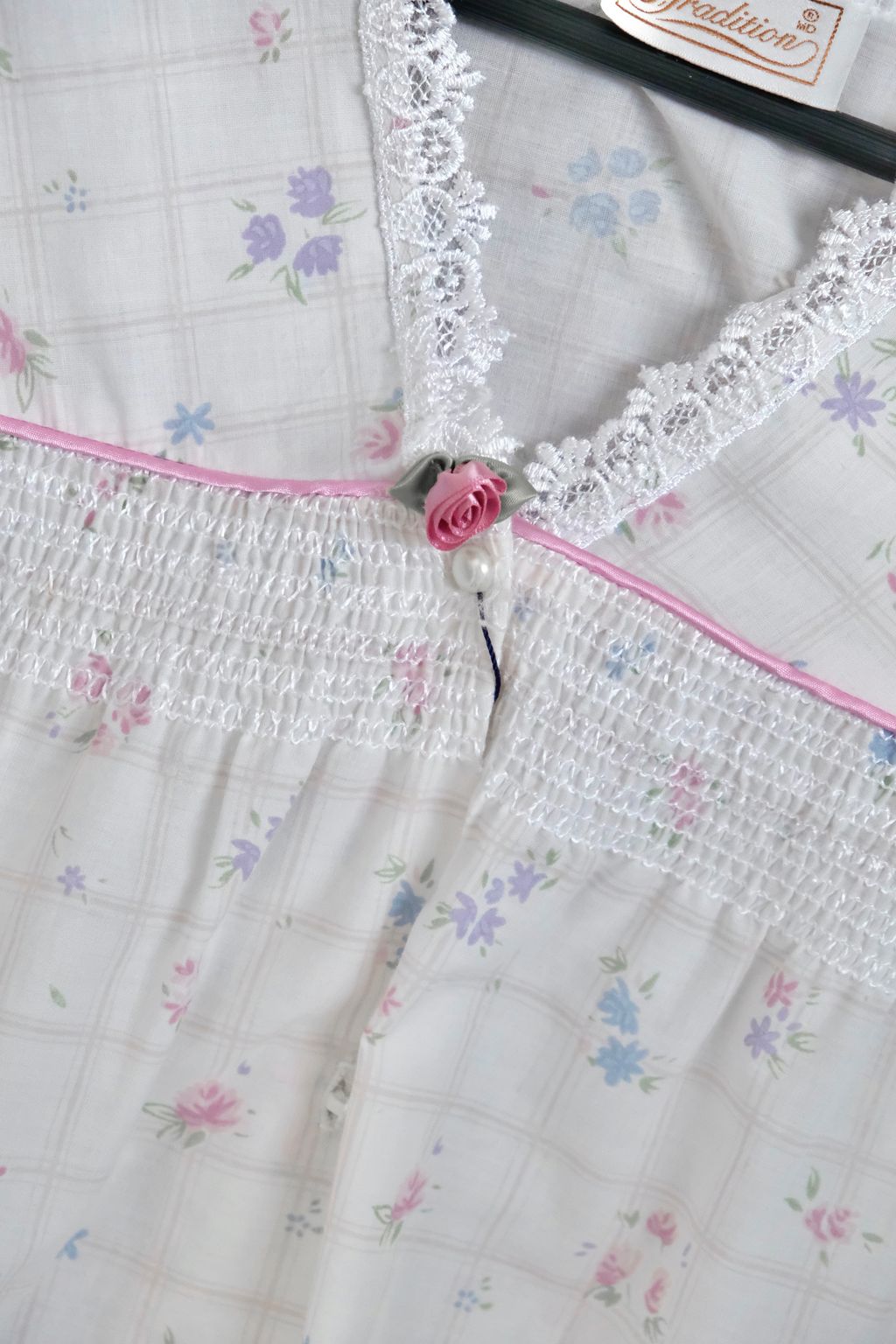 651F8175-595A-4004-AE59-371223B2C460_1_201_a