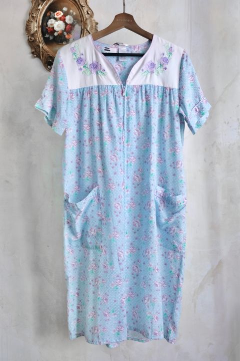 C9D30D65-A7E9-42DE-A9FE-FD555EECA5C4_1_201_a