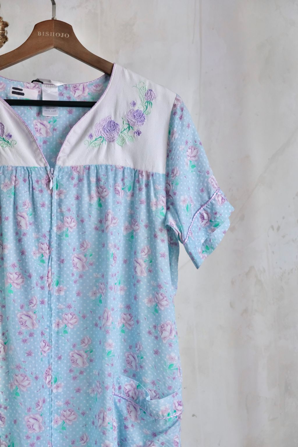 07E74DD6-E21D-4EB5-9BE0-678B9CEF0B09_1_201_a