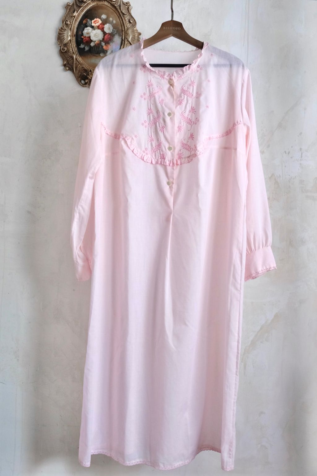 F585B75A-52EC-49EF-A196-23CA4B822534_1_105_c