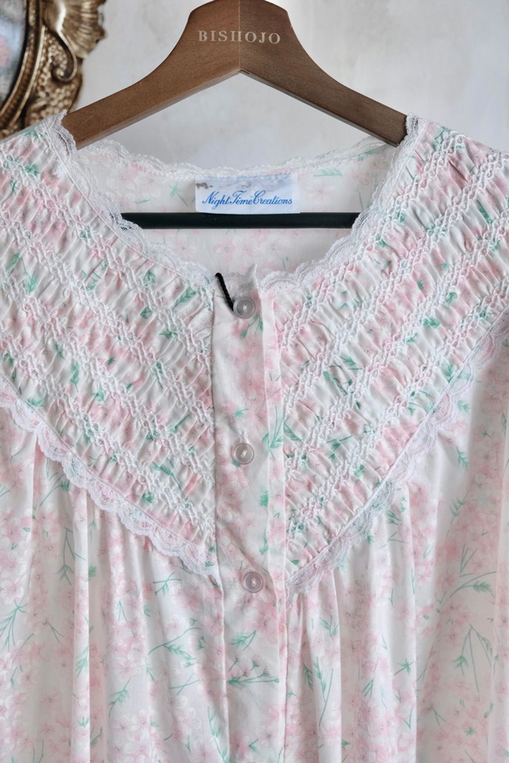 6AC90028-BA5C-4443-8B5B-1733AD79C135_1_105_c