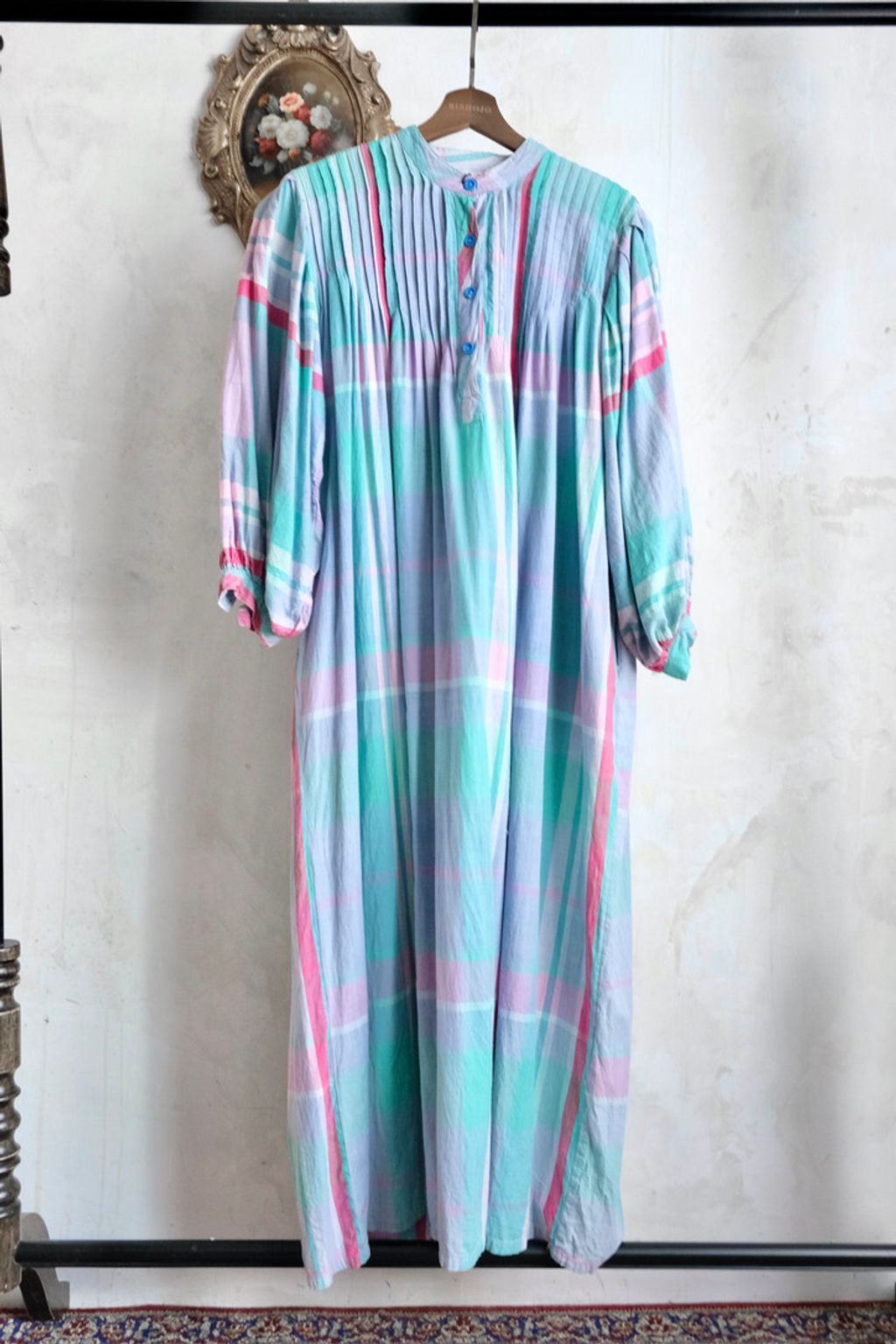 5AF1B7AC-FBFB-4C9C-A1E4-957AC1B0565C_1_105_c