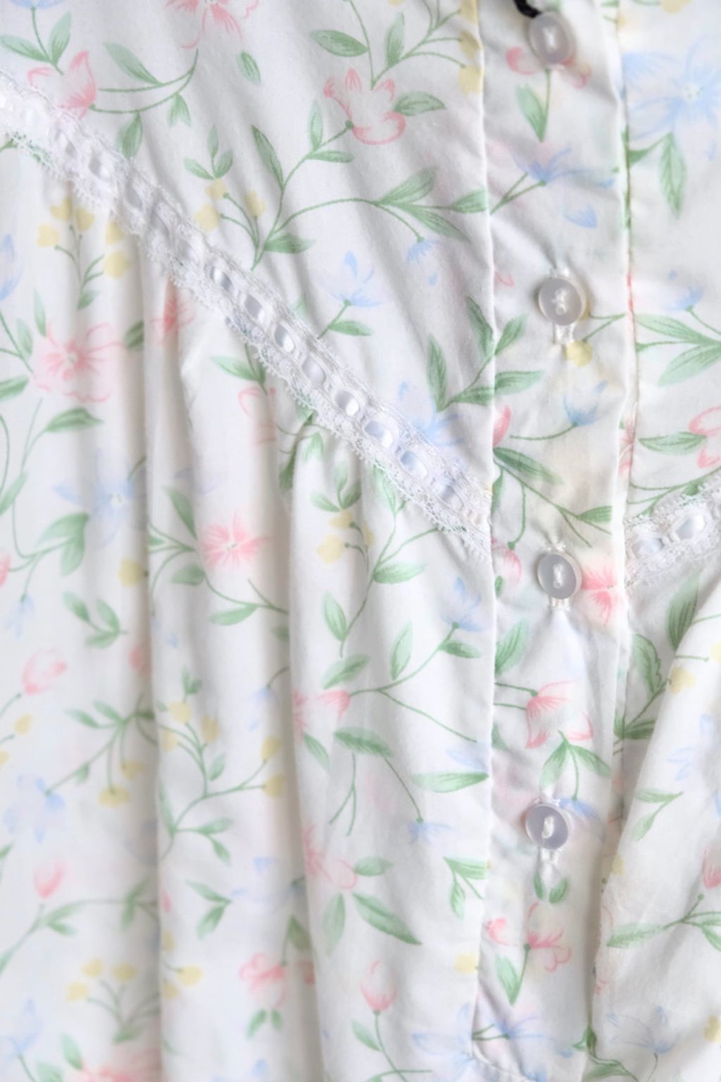 8A1D1674-8D43-40BC-B9B0-5F4C21737702_1_105_c