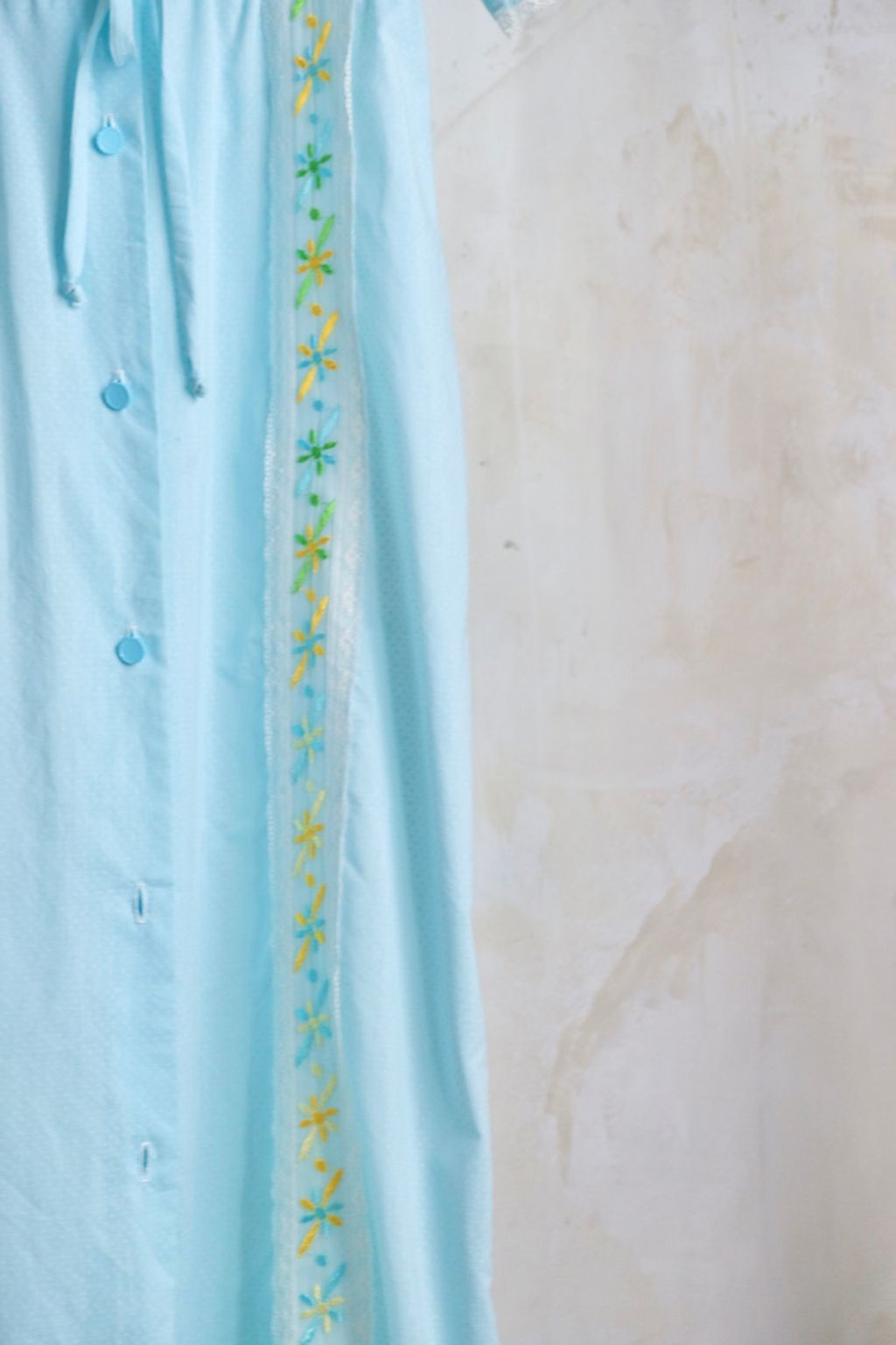 9AC70B0B-6843-4FA9-BB96-A7A652818EB1_1_105_c