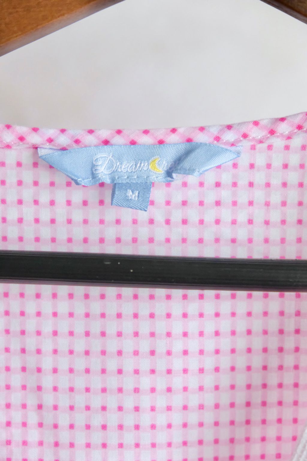 E75317E1-5AE8-4351-B942-15315BC7E16B_1_105_c