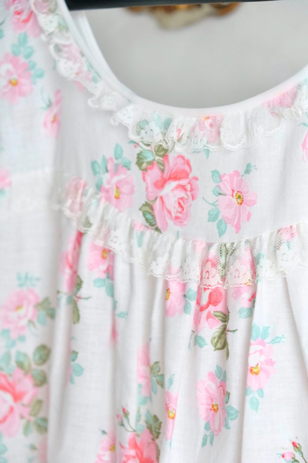 591B84C6-6D69-40C0-9441-FB0AC91CA566_1_105_c