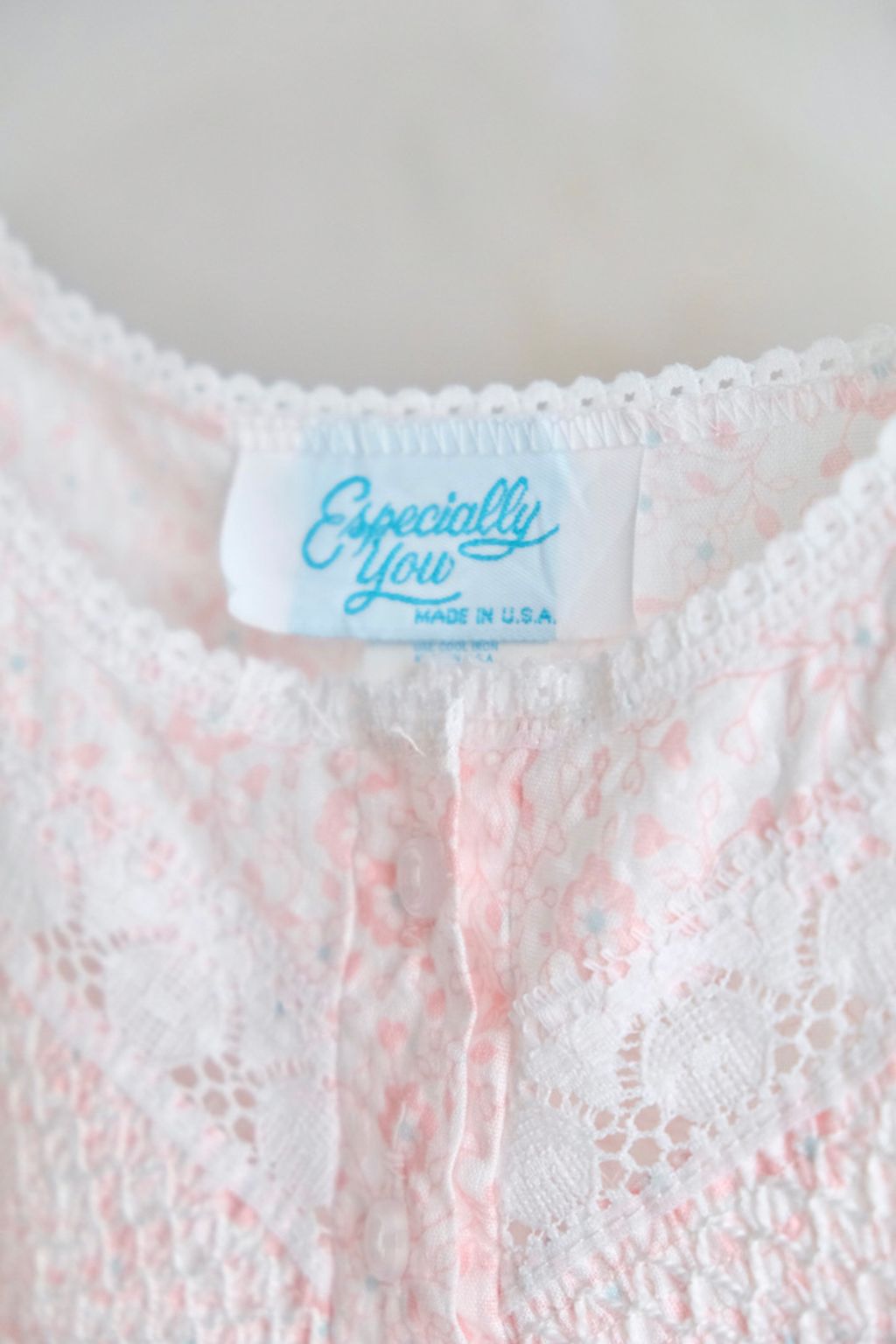 9F17D6F5-6C5C-4487-8E7E-B40898844C0F_1_105_c