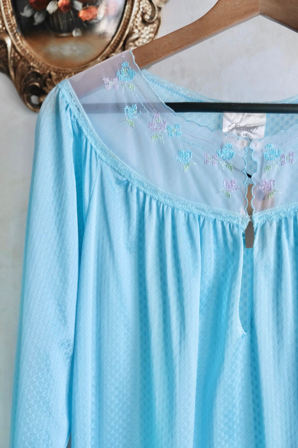 2D9C3D8C-EE98-4B98-A30A-A8554EA8D395_1_105_c