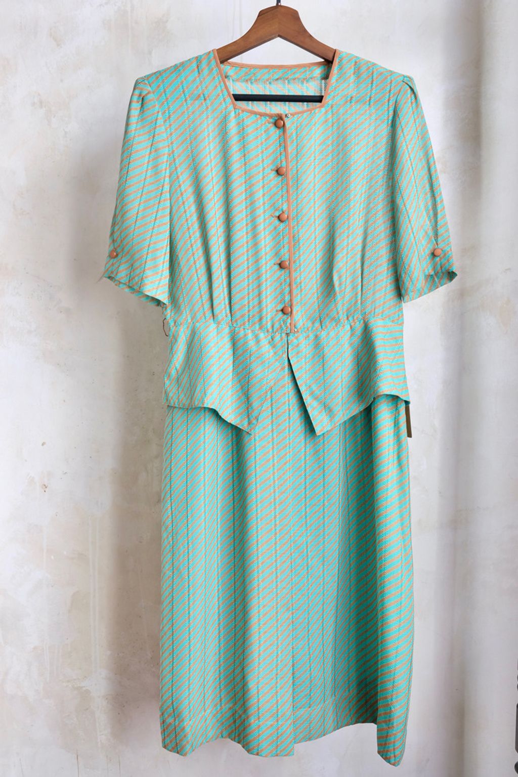 85B60969-8283-49D9-BA1B-8BA713C5607B_1_105_c