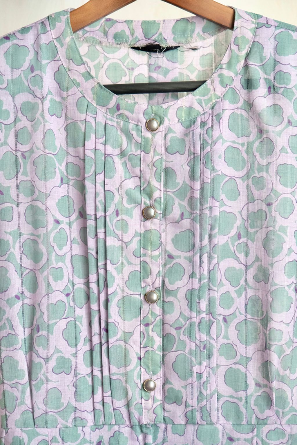 864885CE-B911-4B5B-9B75-AF9CCA09D61F_1_105_c