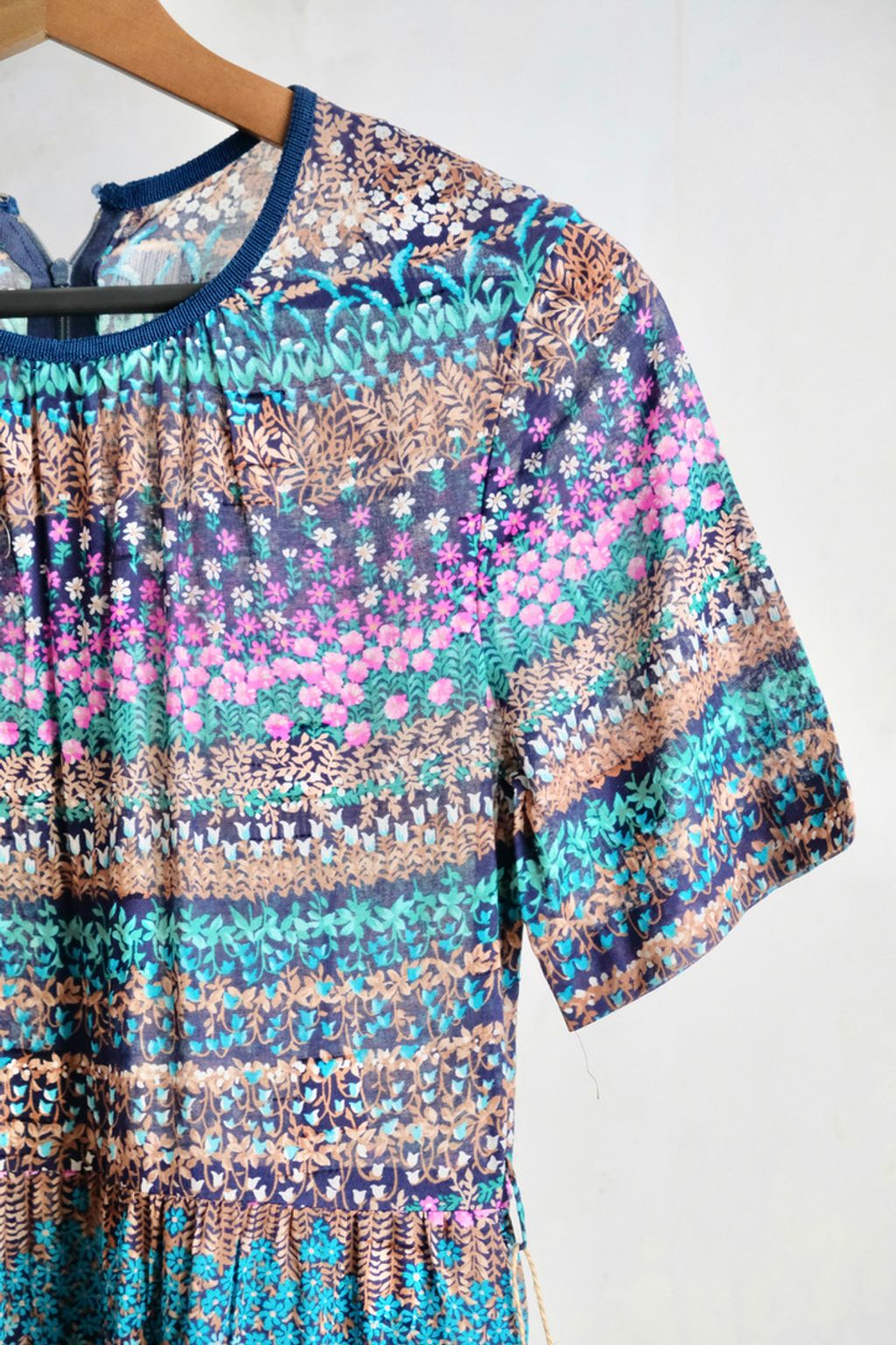 088E1016-CEF8-4ED8-8C8B-0F8CDC702654_1_105_c