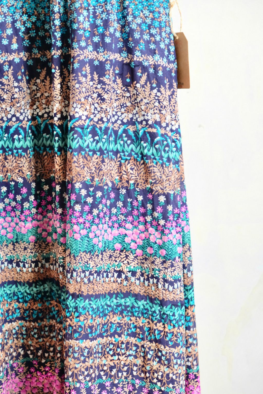 5F9EB1C4-CDCF-4932-99F4-6CF947A2E66B_1_105_c