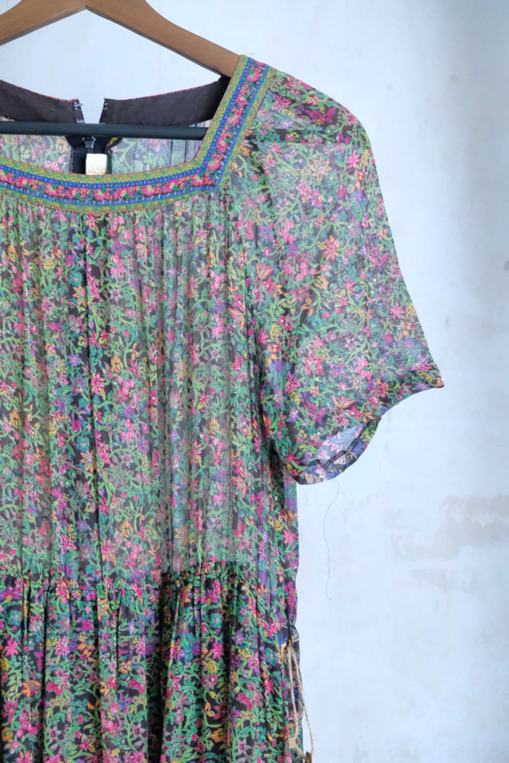 6B545AF1-6340-4D6D-89C7-BB92C8038ED9_1_105_c