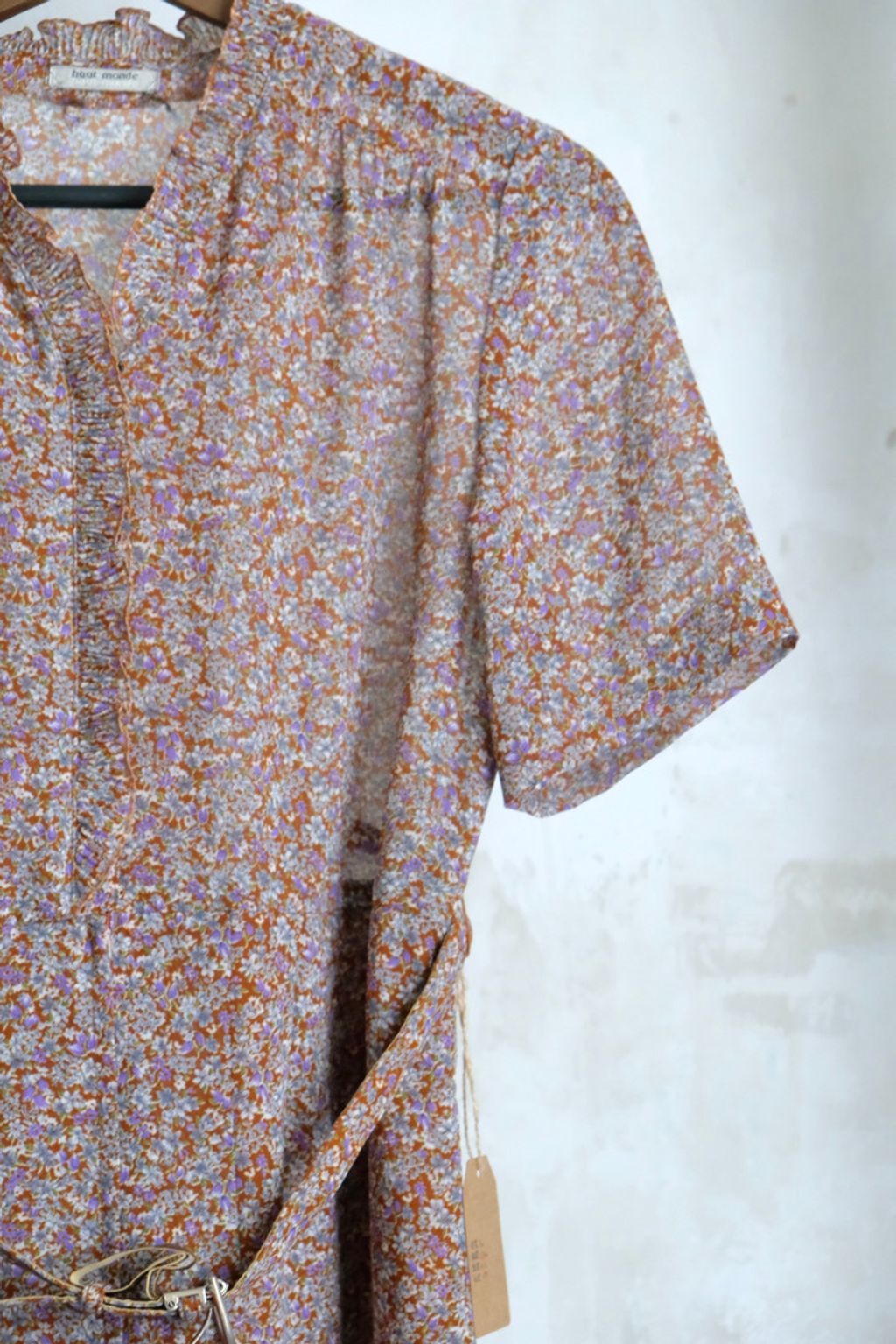 B9F3695F-4C13-4F9A-96A0-D7170017A32A_1_105_c