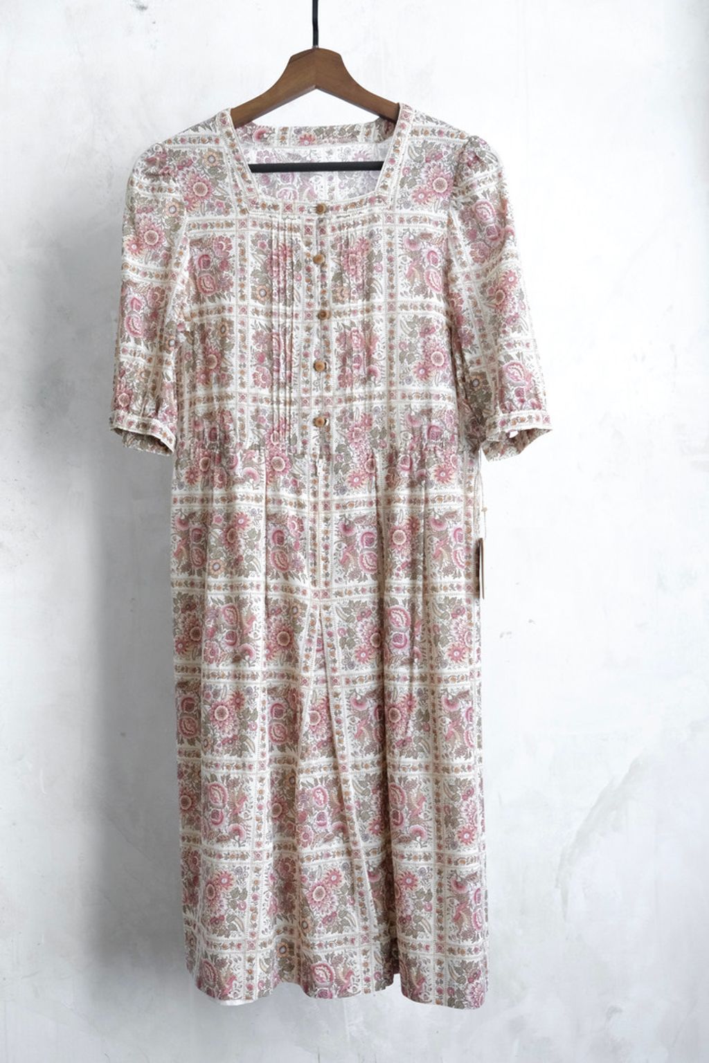 36C65653-4F8D-4BC4-845F-497CB3060DDA_1_105_c