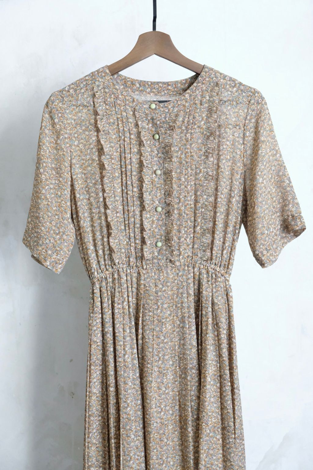 0BF4D073-91CA-48CC-AC06-D711C03020F1_1_105_c