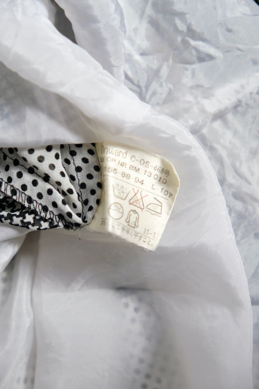 1F382AA3-F4A3-41EA-97EB-723CAC6327C2_1_105_c